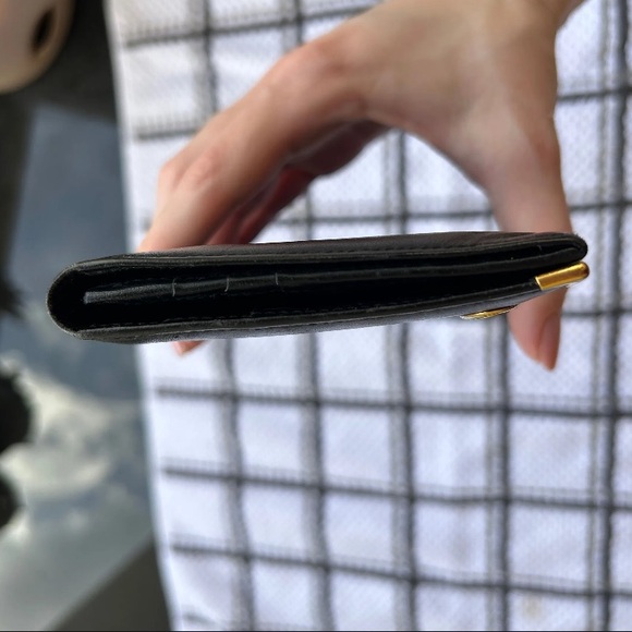 Dunhill Calf Skin Black and Gold Wallet - Picture 7 of 8